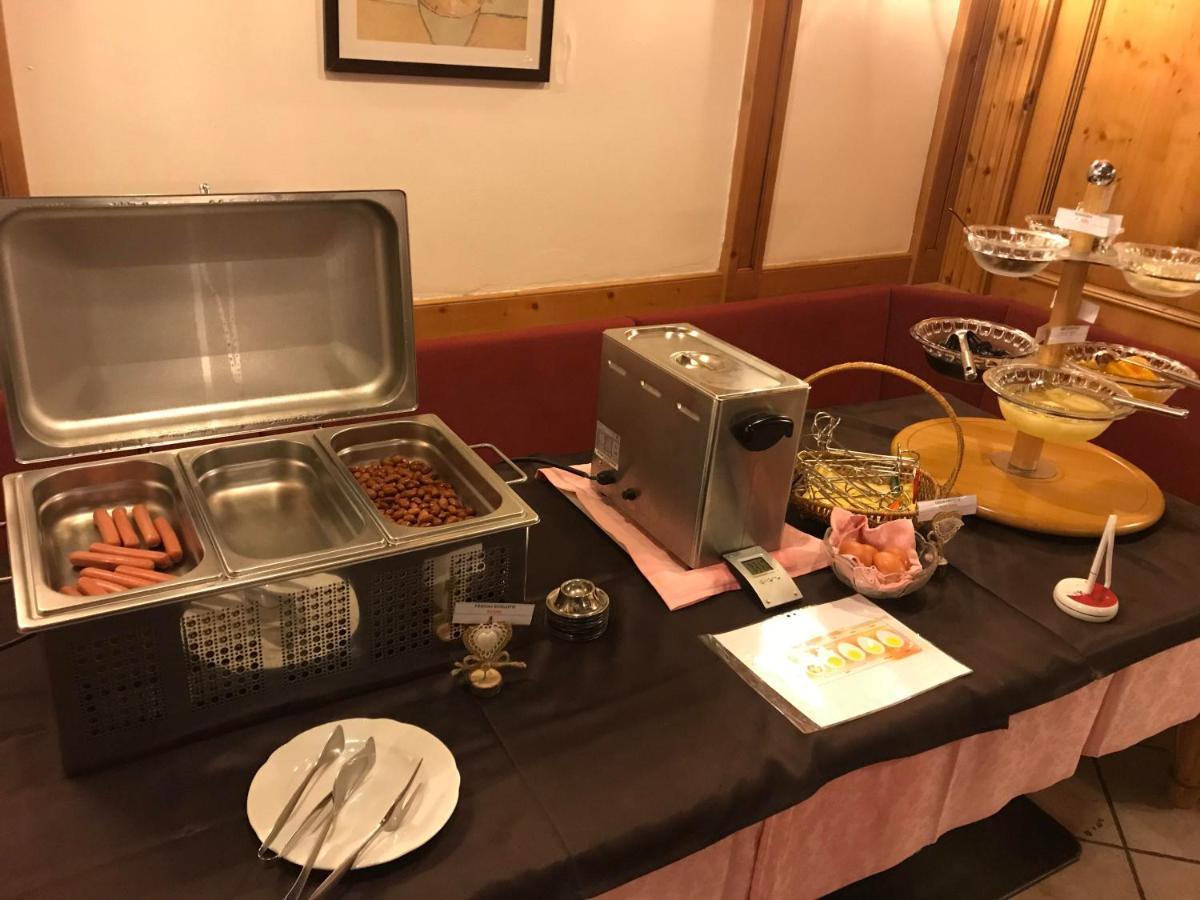 Alpen Hotel Vidi Мадона ди Кампильо Екстериор снимка