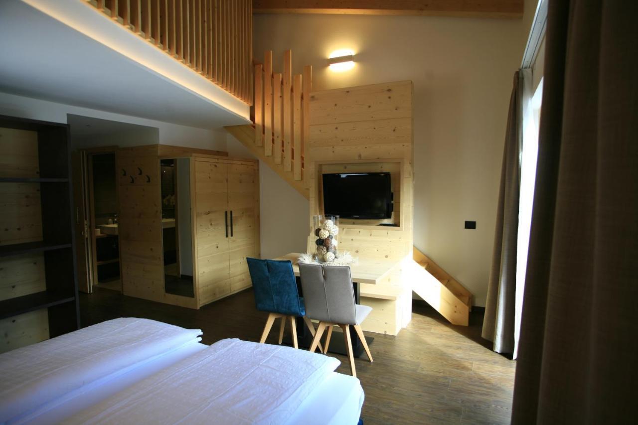 Alpen Hotel Vidi Мадона ди Кампильо Екстериор снимка