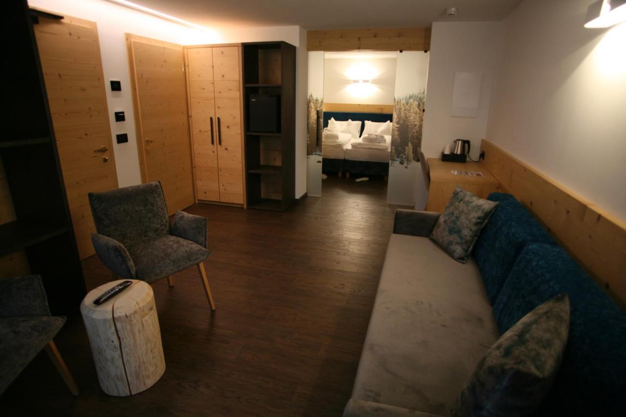 Alpen Hotel Vidi Мадона ди Кампильо Екстериор снимка