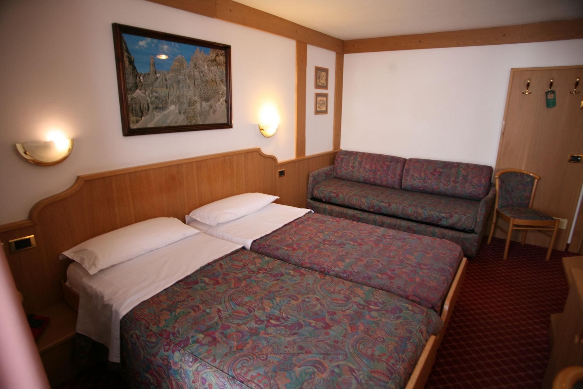 Alpen Hotel Vidi Мадона ди Кампильо Екстериор снимка