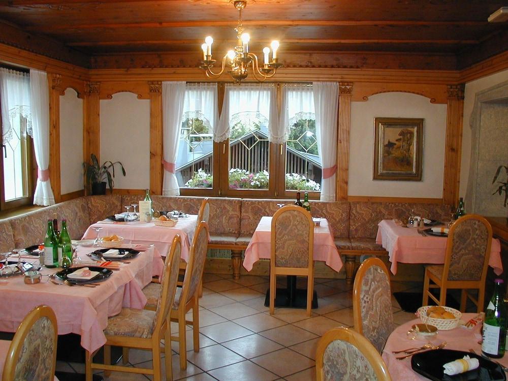 Alpen Hotel Vidi Мадона ди Кампильо Екстериор снимка