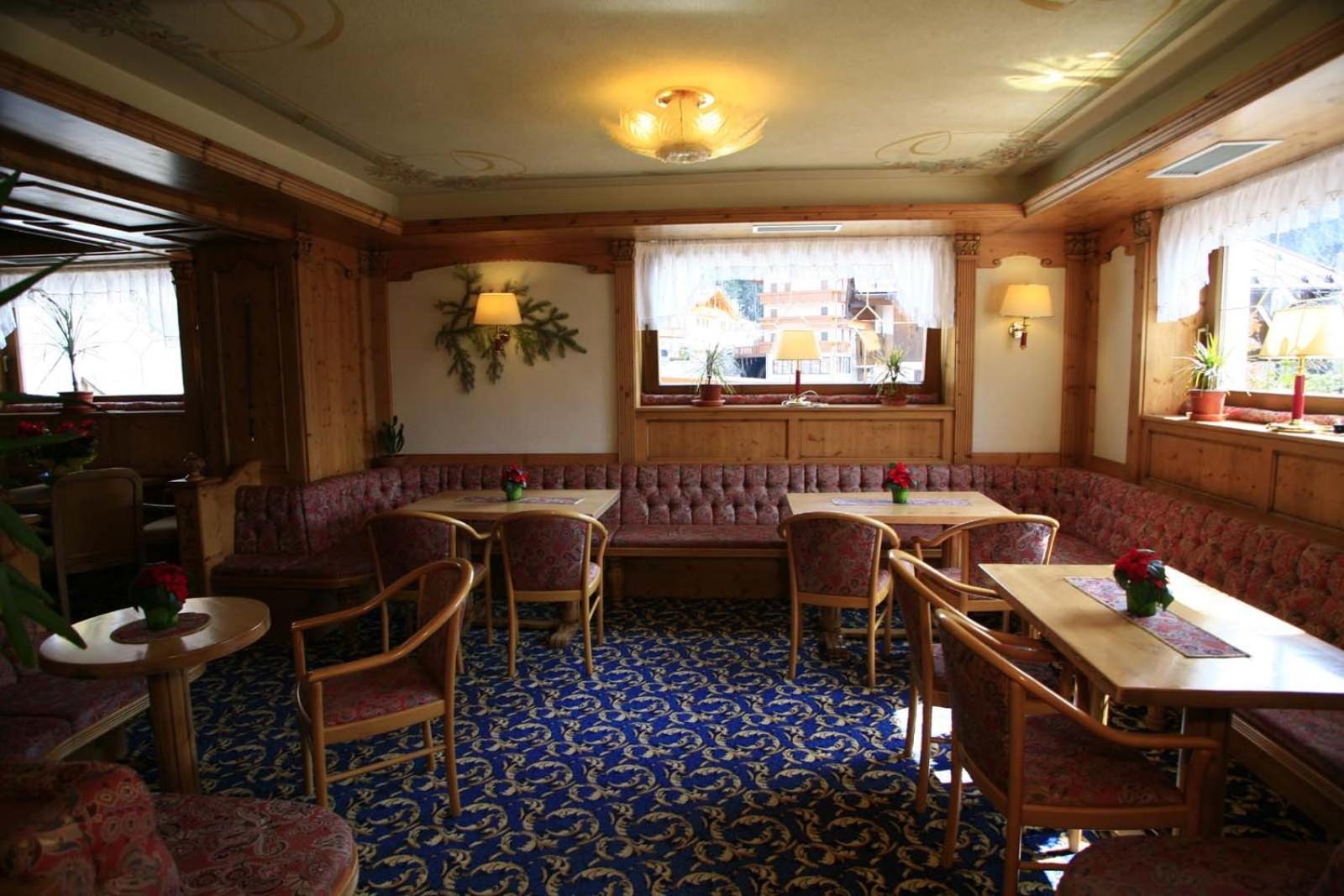 Alpen Hotel Vidi Мадона ди Кампильо Екстериор снимка